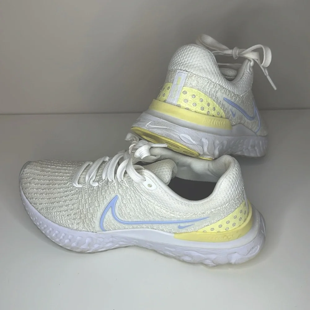 Nike Womens React Infinity Run Flyknit 3 White Violet Citron Tint Women's Size 8